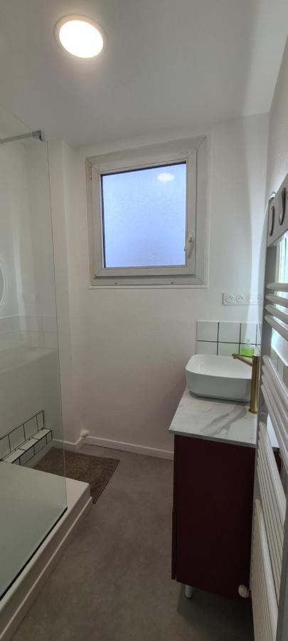 Private Room In Shared Apartment IV Beauvais Ngoại thất bức ảnh